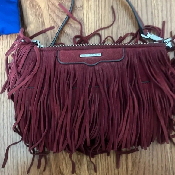 Fringe crossbody - Picture 2 of 6